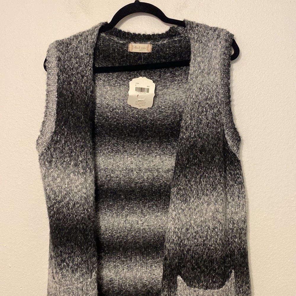 Altar'd State Longline Open Front Knit Vest NEW - Picture 3 of 8